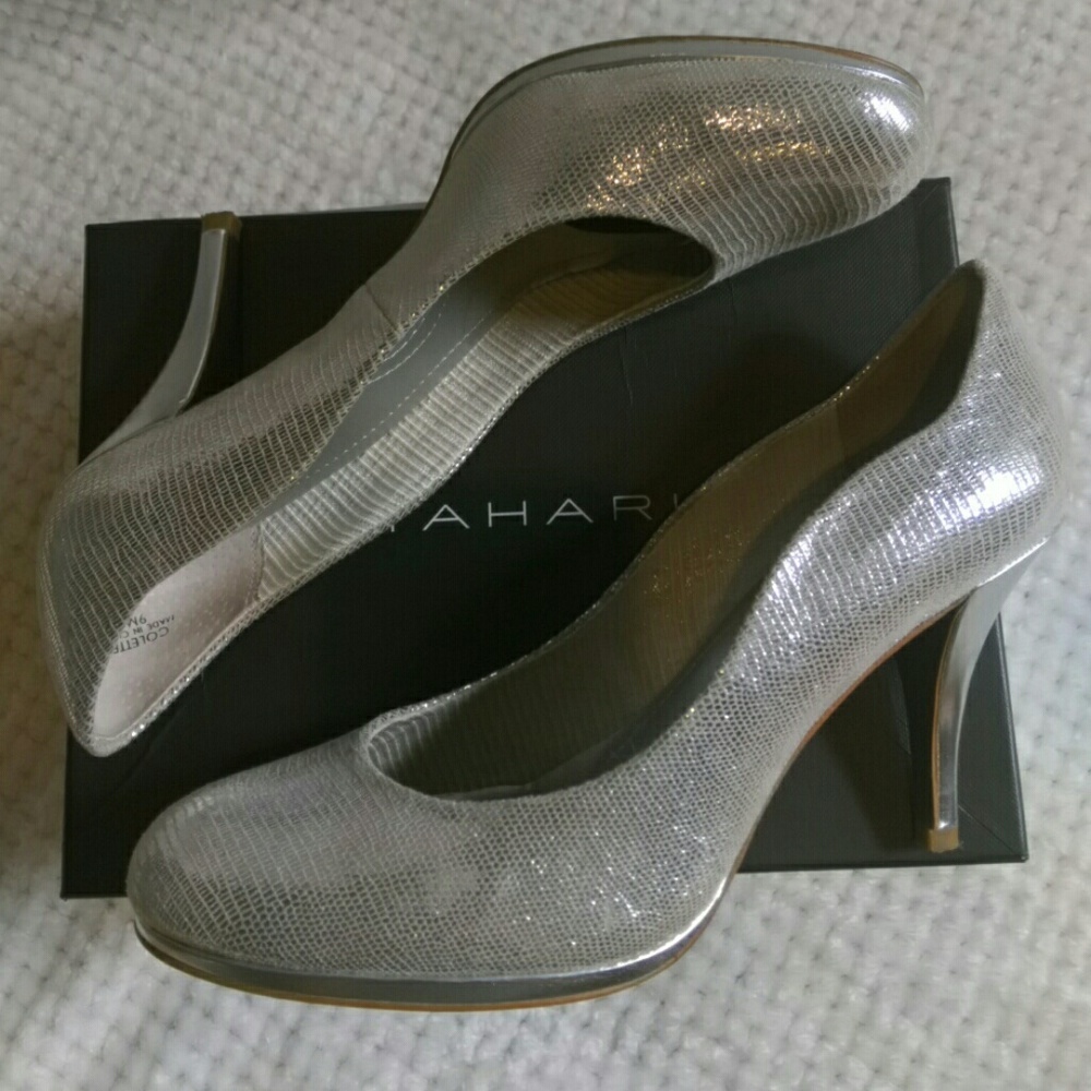 Tahari SILVER Colette Heels
